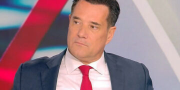 Γεωργιάδης: Να μας πει η κ. Καρυστιανού με ονοματεπώνυμα, ποιοι της προσέφεραν θέσεις και λεφτά και για ποιον λόγο