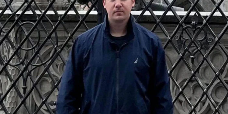 «Αν ο Θεός τον βοήθησε να ζήσει, μην αφήσουμε την προσπάθεια» – Συνεχίζονται οι έρευνες για τον αγνοούμενο γιατρό (video)