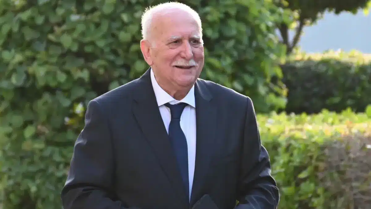 giorgos papadakis.jpg