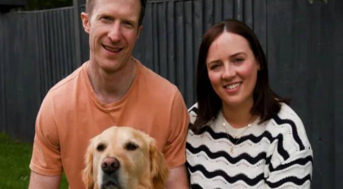 Σκυλί σώζει τη ζωή του ιδιοκτήτη του που έπαθε ανακοπή στον ύπνο (video)