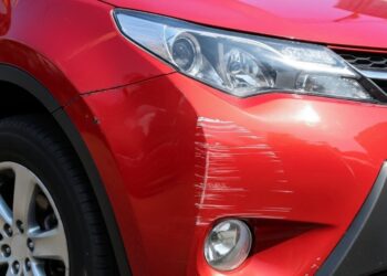 Γρατζουνιές στο αυτοκίνητο τέλος – Το κόλπο του 1 ευρώ που έγινε viral