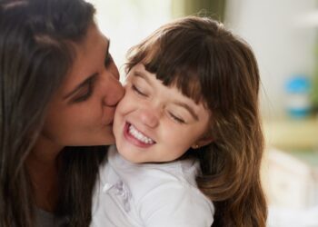 «Όταν μεγαλώνουν τα παιδιά, φέρονται στους γονείς όπως τους φερόντουσαν κι εκείνοι όταν ήταν μικρά»