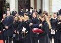 Κηδεία πριγκίπισσας Ειρήνης: Το τελευταίο αντίο στη Μητρόπολη Αθηνών – Η οικογένεια Ντε Γκρες συνόδευσε τη σορό