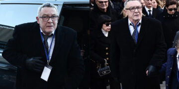 Μπριζίτ Μπαρντό: Ο μοναχογιός της που είχε εγκαταλείψει εμφανίστηκε στην κηδεία της