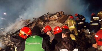 Ματωμένη Πρωτοχρονιά στην Ελβετία: Δεκάδες νεκρούς και πάνω από 100 τραυματίες ανακοίνωσε η αστυνομία από την έκρηξη σε μπαρ σε χιονοδρομικό κέντρο