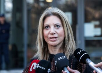 Μαρία Καρυστιανού: Της ζητούν πίσω 5.000 ευρώ για ταξίδια που πήγε με τον Σύλλογο – Τα έσοδα της συναυλίας και η δωρεά χήρας γνωστού τραγουδιστή