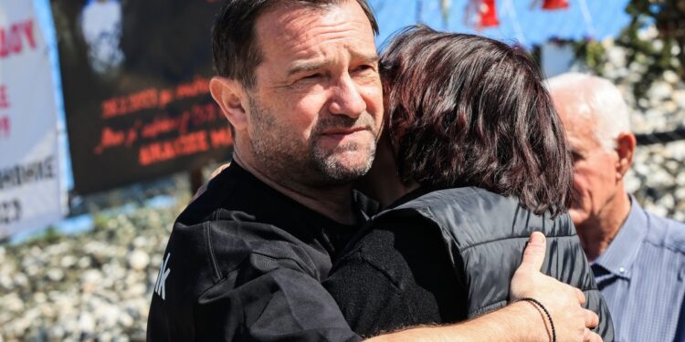 Πλακιάς για Καρυστιανού: «Όποτε τη βλέπω θα την παίρνω αγκαλιά – Από τους πρώτους που ζητούσε δικαίωση» (video)