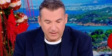 Alldaynews.gr Γιώργος Λιάγκας για Γιώργο Παπαδάκη: «Έλεγε ότι ήμουν ο διάδοχός του – Τον ρώτησα γιατί είχε αδυνατίσει και μου είχε πει ότι του έλειπε ένα…»