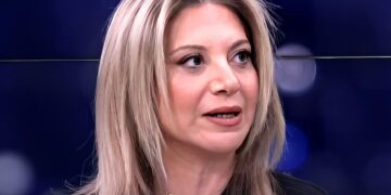 Alldaynews.gr Θα σκεφτόσασταν να ψηφίσετε το κόμμα της Μαρίας Kαρυστιανού;