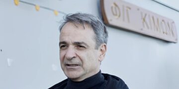 Μητσοτάκης από φρεγάτα «Κίμων»: «Χρέος μου να παραδώσω μια πατρίδα πιο ασφαλή από ό,τι την παρέλαβα»