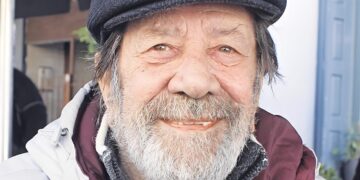 Alldaynews.gr Πώς είναι σήμερα στα 90 ο ηθοποιός που έπαιξε σε δεκάδες ελληνικές ταινίες