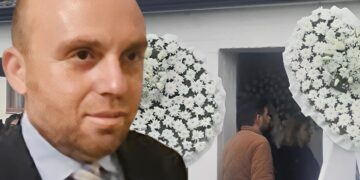 Δεν πήγε στις κηδείες των θυμάτων της τραγωδίας ο ιδιοκτήτης της «Βιολάντα» – Τι έγραψε πάνω στο στεφάνι που έστειλε