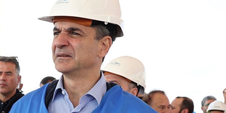 Περήφανος ο Μητσοτάκης – Επισκέφτηκε σήμερα το εργοτάξιο του νέου αεροδρόμιου που ετοιμάζεται