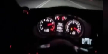 Alldaynews.gr Έτρεχε με 304 χλμ/ώρα και ανέβασε βίντεο στο Tik Tok – Την ανάρτηση είδε και η τροχαία που τον συνέλαβε