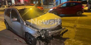 Τρελή κούρσα: Μεθυσμένη 24χρονη πήρε «σβάρνα» 15 αυτοκίνητα, ένα περίπτερο και κατέληξε σε κατάστημα (video)