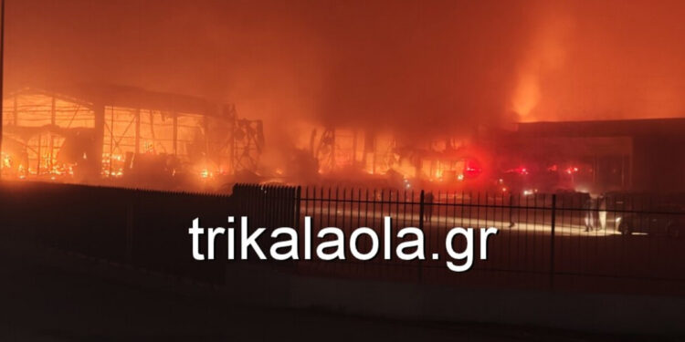 ΕΚΤΑΚΤΟ: Μεγάλη φωτιά στην μπισκοτοβιομηχανία ΒΙΟΛΑΝΤΑ – Αγνοούνται πέντε εργαζόμενες (video)