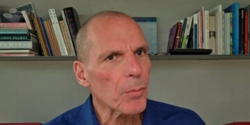 Εισαγγελική έρευνα σε βάρος του Γιάνη Βαρουφάκη για τις δηλώσεις ότι έχει κάνει χρήση ναρκωτικών (video)