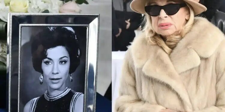 Θρήνος στην κηδεία της Μέλπως Ζαρόκωστα – Συγκινημένος ο γιος της στο τελευταίο «αντίο»