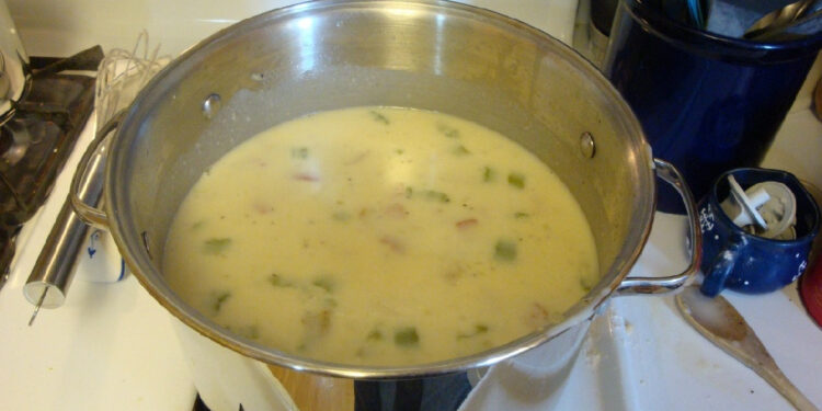 Τραχανάς: Η χειμωνιάτικη σούπα που δυναμώνει τον οργανισμό και γιατί θεωρείται ο διατροφικός θησαυρός του χειμώνα