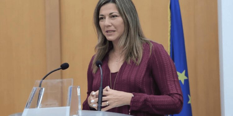 Ψυχιατρικός υποχρεωτικός έλεγχος στους μόνιμους εκπαιδευτικούς: Τι αλλάζει και τι ισχύει (video)