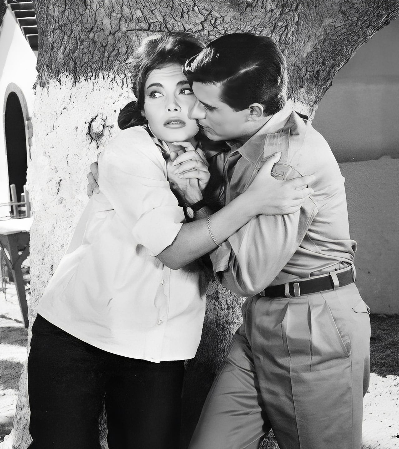 Πέθανε ξημερώματα στο νοσοκομείο ο γοητευτικός ηθοποιός του ελληνικού κινηματογράφου 2 3 70