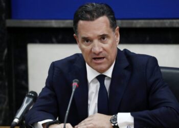 Άδωνις Γεωργιάδης: «Η Μαρέβα Μητσοτάκη εμπιστεύτηκε το ΕΣΥ» – Χειρουργήθηκε στο ΚΑΤ (video)