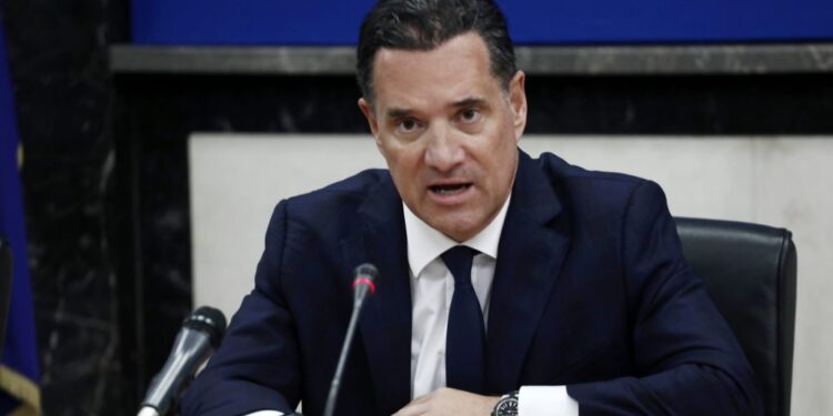 Άδωνις Γεωργιάδης: «Η Μαρέβα Μητσοτάκη εμπιστεύτηκε το ΕΣΥ» – Χειρουργήθηκε στο ΚΑΤ (video)