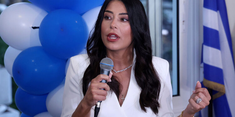 Λατινοπούλου: Θανατική ποινή για τους λαθροδιακινητές, τι είμαστε, σταθμός Λαρίσης να μπαινοβγαίνει όποιος θέλει;