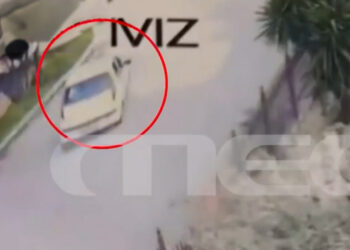 «Πάρε το κλειδί και το αμάξι»: Τι είπε η μητέρα του ενός ανηλίκου που επιβίωσε από το τροχαίο με τους 15χρονους φίλους (video)