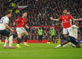 Γουέστ Χαμ – Μάντσεστερ Γιουνάιτεντ: Φρανκ, ήρθε η ώρα για κούρεμα!