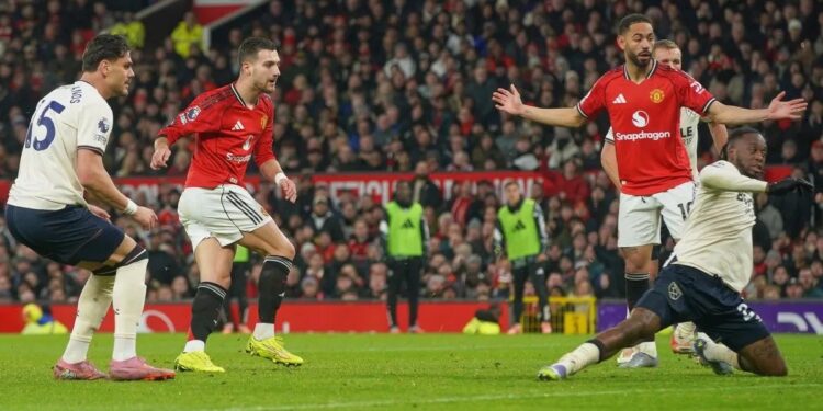 Γουέστ Χαμ – Μάντσεστερ Γιουνάιτεντ: Φρανκ, ήρθε η ώρα για κούρεμα!