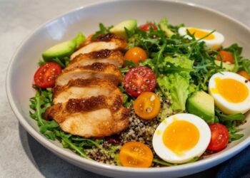 Μας έλεγαν ότι «ανεβάζει τη χοληστερίνη»: Το πιο πλήρες και βιολογικά πολύτιμο τρόφιμο που άδικα είχε δαιμονοποιηθεί