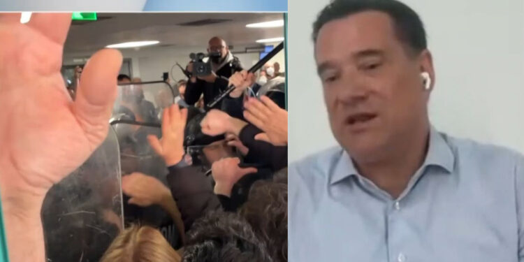 Χαμός στον «αέρα» ανάμεσα στον Άδωνι Γεωργιάδη και τον γιατρό από τη Νίκαια: «Αυτές οι εικόνες είναι χούντα» – «Έπρεπε να του έχω κάνει αυτόφωρο»