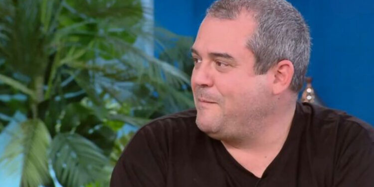 Πυγμαλίων Δαδακαρίδης: «Έχασα μέσα σε έξι μήνες και τον πατέρα μου και τη μάνα μου»