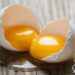 Τι σημαίνει όταν βρίσκεις αυγά με δύο κρόκους; Πρέπει να τα καταναλώσεις;