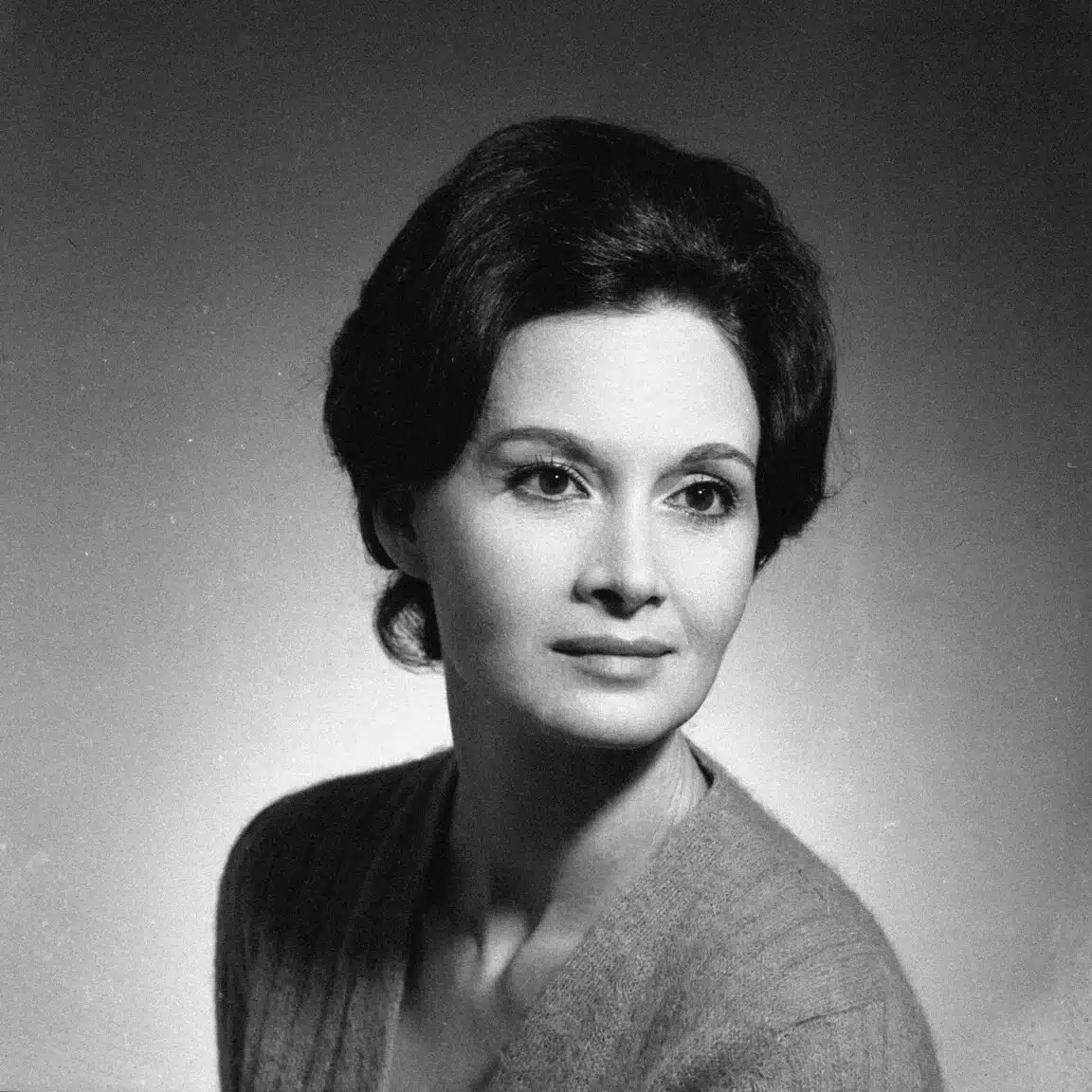 Πώς είναι σήμερα στα 93 πασίγνωστη πρωταγωνίστρια του ελληνικού κινηματογράφου 3 ladikou222