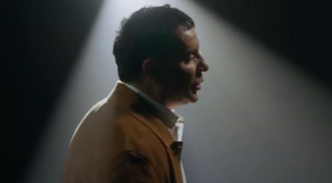 Νοσηλεύεται για τρίτη ημέρα ο Γιώργος Μαζωνάκης – Τι λένε οι γιατροί (video)