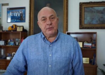 Διάγγελμα Μπέου: «Ο Μητσοτάκης θα κυβερνά όσα χρόνια θέλει»