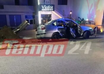 Τραγωδία τα ξημερώματα: Σφοδρή σύγκρουση δύο οχημάτων – Νεκρή μια 45χρονη (video)