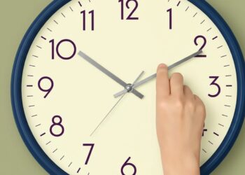«Κλείδωσε» η νέα αλλαγή ώρας: Πότε θα γυρίσουμε τα ρολόγια μας, η ημερομηνία που αλλάζει η ώρα
