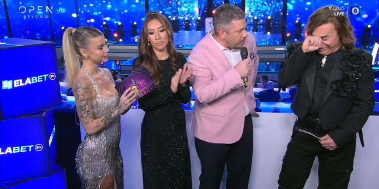 J2US – «Έσπασε» ο Τρύφωνας Σαμαράς για την απώλεια της σκυλίτσας του: «Δεν μπορώ» (video)