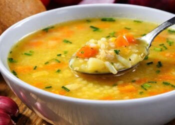 Οι 3 καλύτερες σούπες για άμυνα απέναντι σε ιώσεις και κρυολογήματα