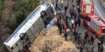 Τροχαίο δυστύχημα με λεωφορείο στην Αττάλεια, 9 νεκροί, 26 τραυματίες