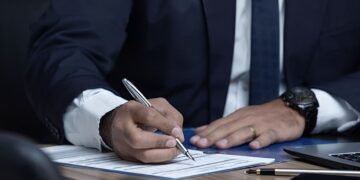 Κληρονομιά χωρίς διαθήκη: Ποιος έχει δικαιώμα στην περιουσία του θανόντος – Πότε το Δημόσιο τα παίρνει όλα