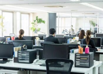 Η Ευρωπαϊκή Ένωση ψάχνει 1.490 υπαλλήλους: 5.010 ευρώ το μήνα χωρίς εμπειρία – Πώς να κάνεις αίτηση