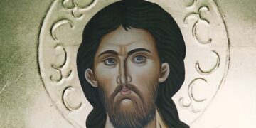 Σήμερα γιορτάζει ο Άγιος με το σπάνιο όνομα που βασανίστηκε για να απορρίψει την πίστη στο Χριστό και στο τέλος αποκεφαλίστηκε