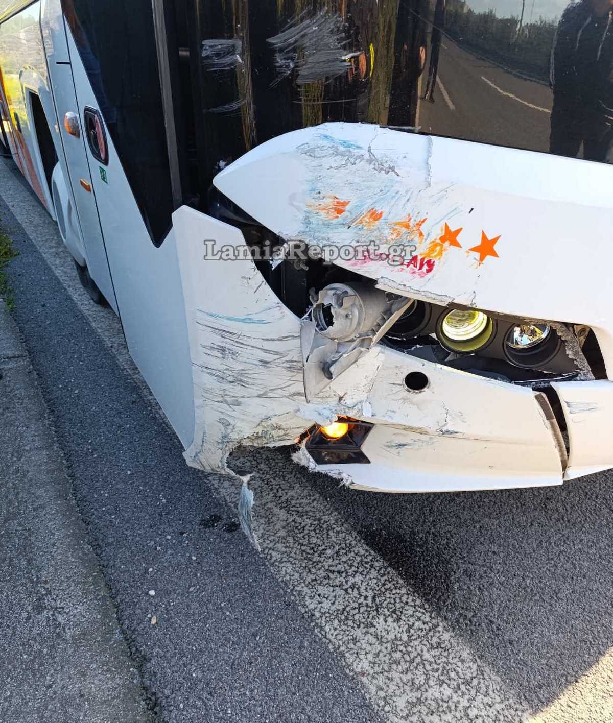 Τροχαίο στη Φθιώτιδα: ΚΤΕΛ με 58 επιβάτες συγκρούστηκε με αυτοκίνητο 4 troch leoph002