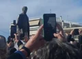 «Πλατεία Κυβερνήτη Ιωάννη Καποδίστρια»: Συγκίνηση και χειροκροτήματα στα αποκαλυπτήρια του ανδριάντα στην Αργυρούπολη