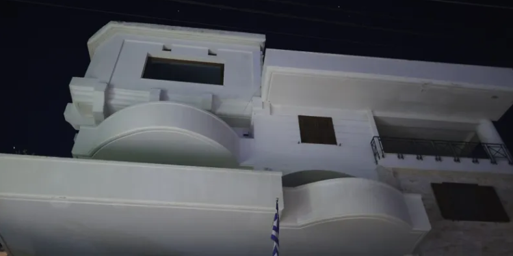 Ανείπωτη θλίψη για τον Μιχάλη και τον Χρήστο, τους δύο εργάτες που έχασαν τη ζωή τους από ηλεκτροπληξία