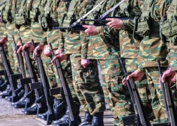 Επιστράτευση στην Ελλάδα: Ηλικίες, στάδια και «πορτοκαλί συναγερμός»